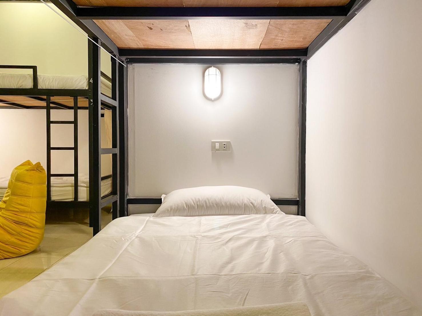 Sathiti Cafe & Bed Apartman Vientián Kültér fotó