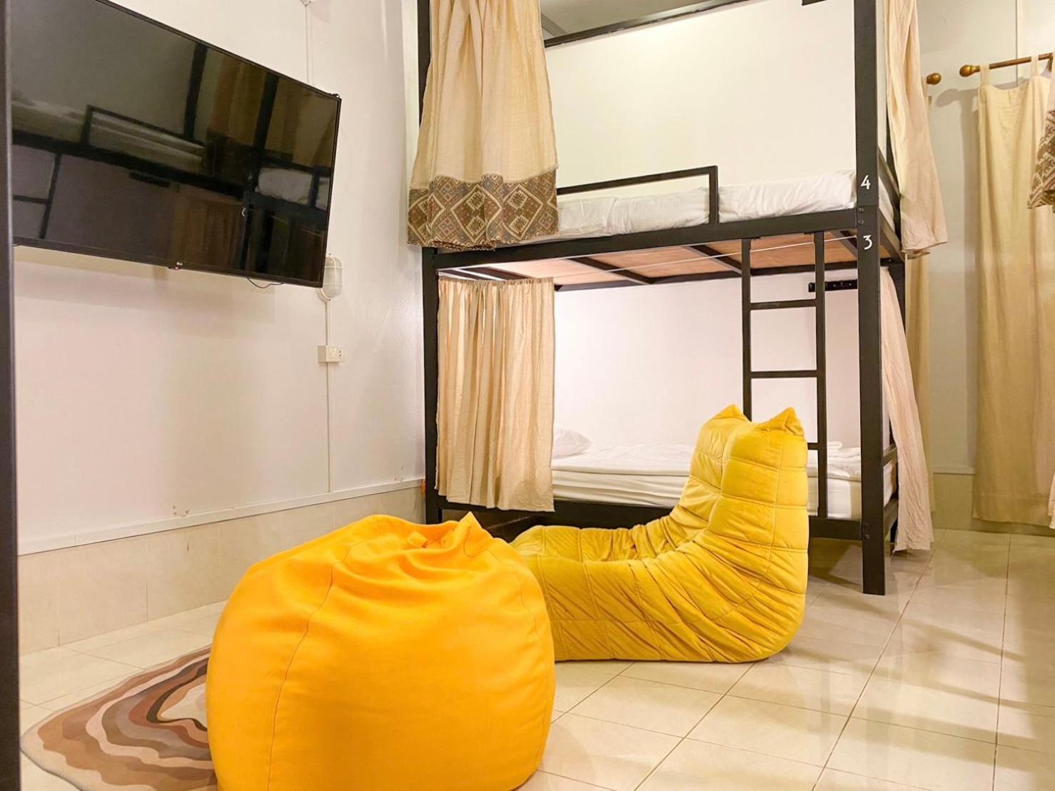 Sathiti Cafe & Bed Apartman Vientián Kültér fotó
